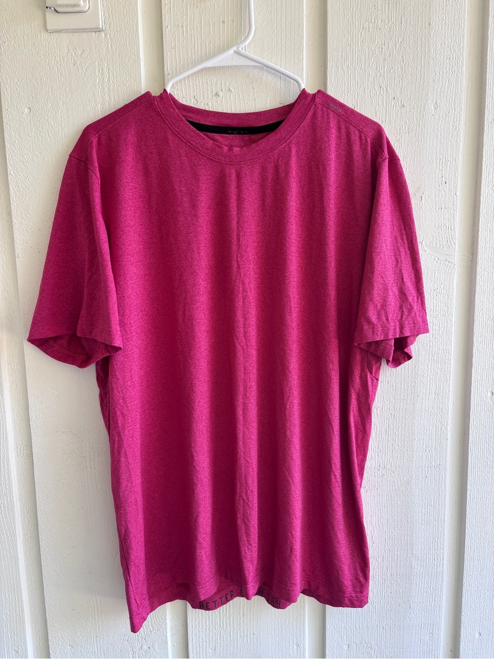 lululemon athletica Men's Crew Tee in Fuchsia